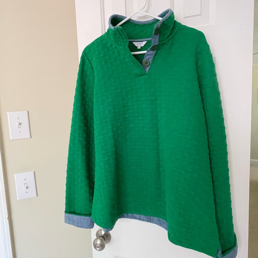 Crown & Ivy cotton sweatshirt, size xl